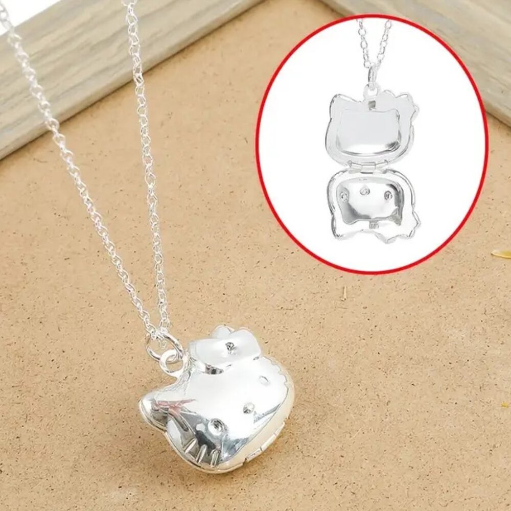 HELLO KITTY sanrio LOCKET NECKLACE silver BOXED gift